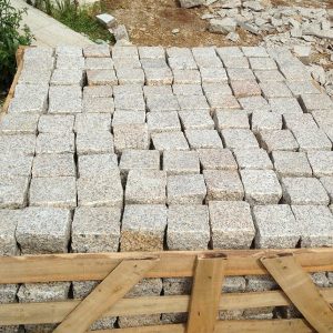 G682 Yellow Granite Cubes Outdoor Gardern Pavers-5