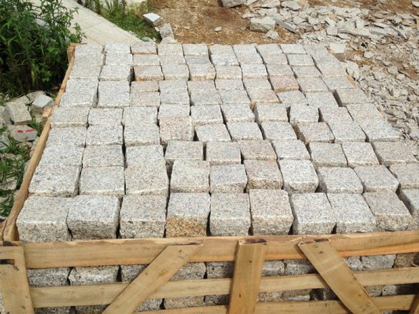 G682 Yellow Granite Cubes Outdoor Gardern Pavers-5