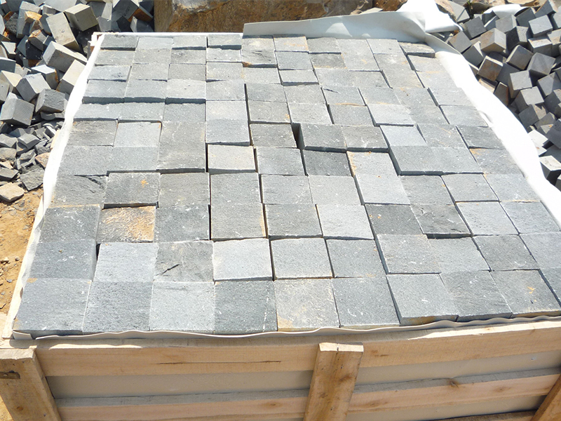 G685 Black Granite Cube Garden Paving Stone-6