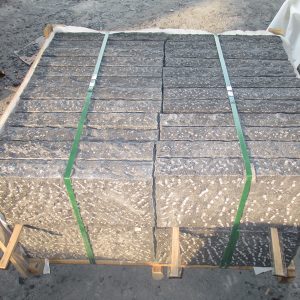 Black Bush-hammered Granite G654 Kerb Stones-2