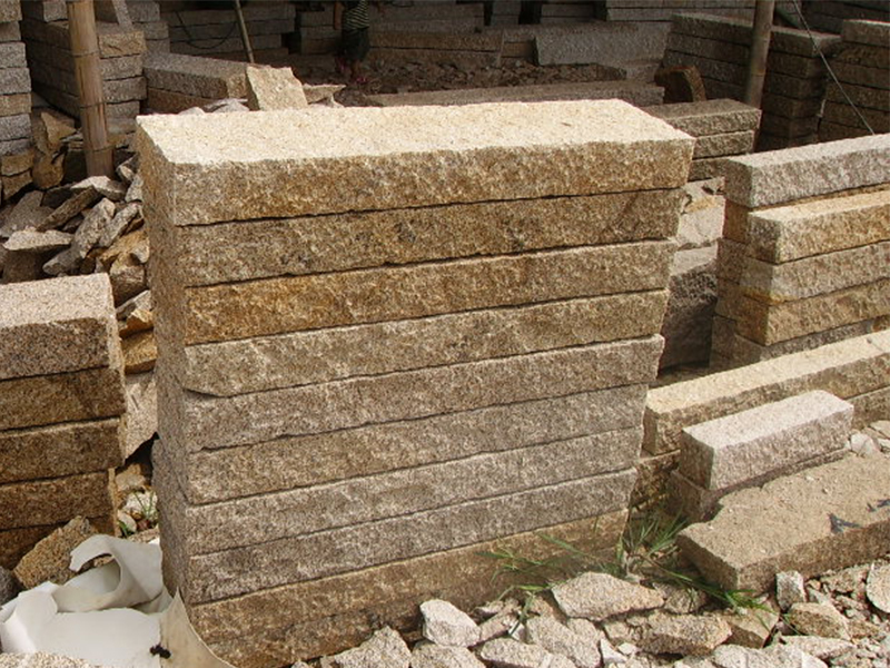 Flamed Finish G682 Granite Outdoor Garden Stone-1