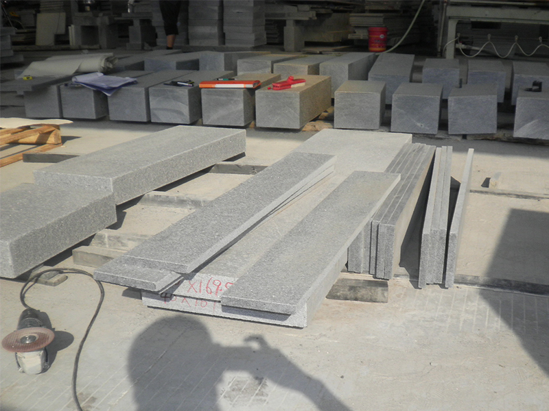 G654 Granite Polish Finished Stone Stairs-1