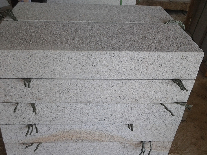 G682 Yellow China Granite Steps For Public Place-7