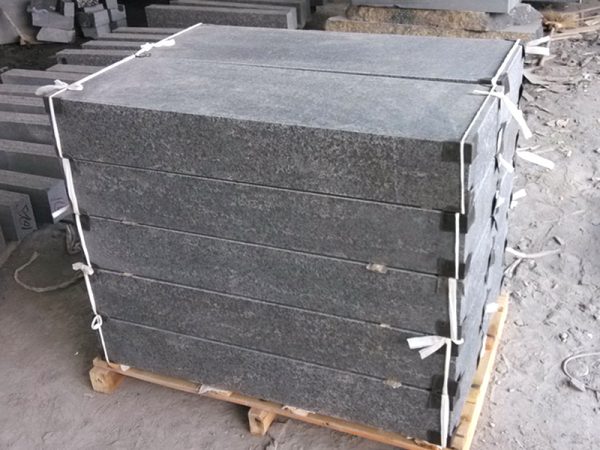 G684 Black Honed Finish Granite Stone Steps For Sale-8